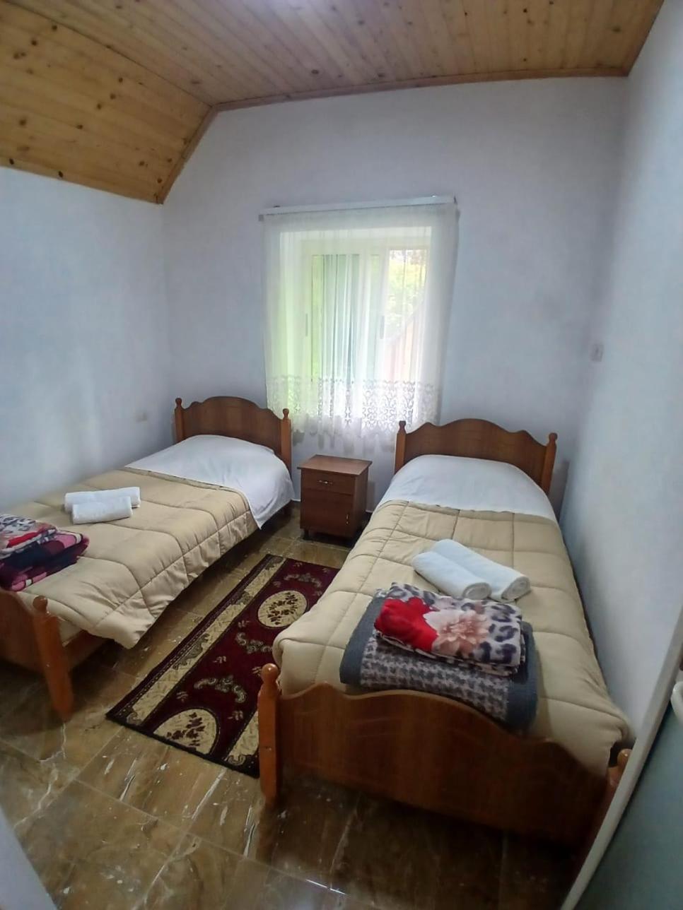 Shkodër Bujtina Milani Bed & Breakfast エクステリア 写真