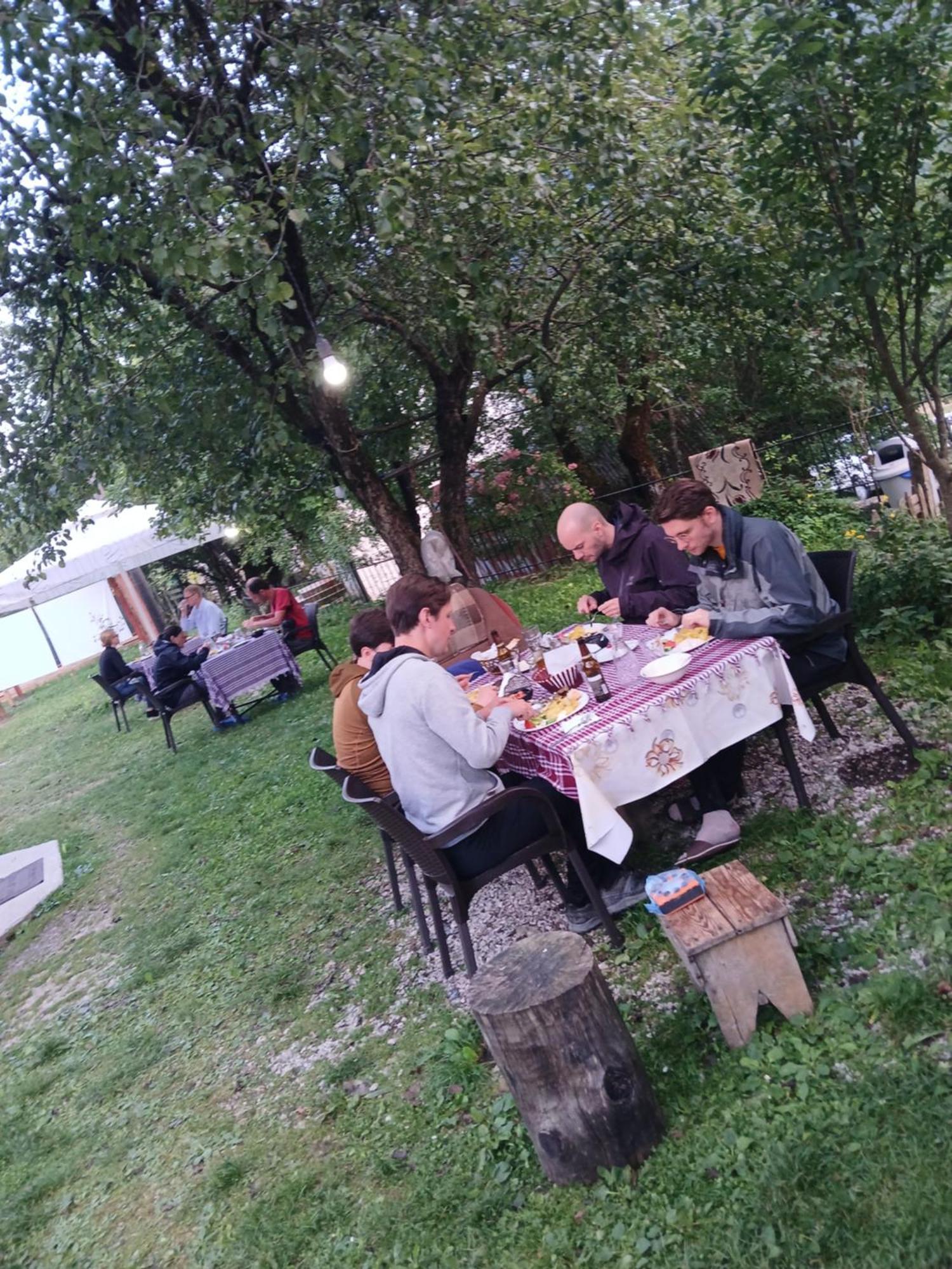 Shkodër Bujtina Milani Bed & Breakfast エクステリア 写真